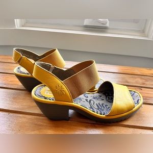 Fly of London Sandals